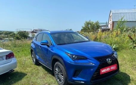 Lexus NX I, 2018 год, 2 500 000 рублей, 3 фотография