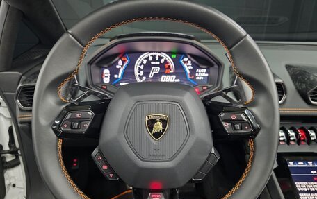 Lamborghini Huracán, 2022 год, 23 800 000 рублей, 9 фотография