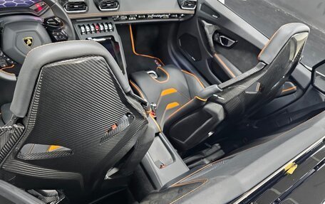 Lamborghini Huracán, 2022 год, 23 800 000 рублей, 12 фотография