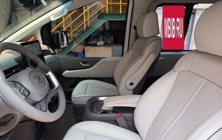 Hyundai Staria, 2022 год, 4 217 000 рублей, 6 фотография