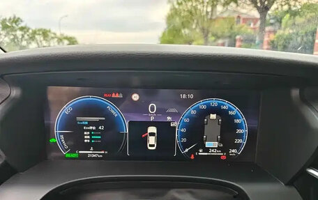 Toyota Camry, 2024 год, 3 520 000 рублей, 9 фотография
