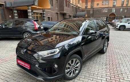 Toyota RAV4, 2021 год, 3 777 000 рублей, 1 фотография