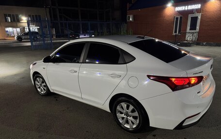 Hyundai Solaris II рестайлинг, 2019 год, 1 445 000 рублей, 9 фотография