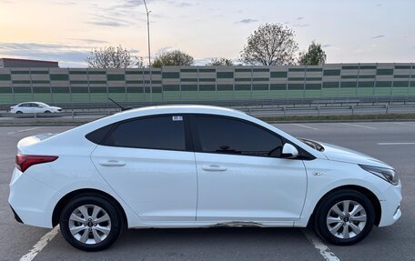 Hyundai Solaris II рестайлинг, 2019 год, 1 445 000 рублей, 4 фотография