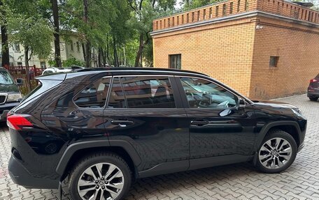 Toyota RAV4, 2021 год, 3 777 000 рублей, 6 фотография