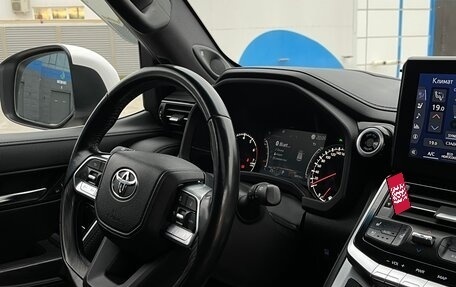 Toyota Land Cruiser, 2021 год, 11 500 000 рублей, 21 фотография