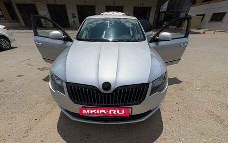 Skoda Superb III рестайлинг, 2014 год, 1 450 000 рублей, 16 фотография