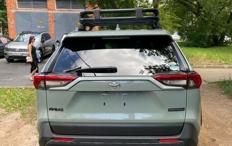 Toyota RAV4, 2020 год, 3 000 000 рублей, 6 фотография