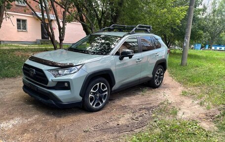 Toyota RAV4, 2020 год, 3 000 000 рублей, 3 фотография