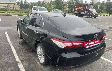 Toyota Camry, 2020 год, 3 300 000 рублей, 5 фотография
