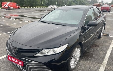 Toyota Camry, 2020 год, 3 300 000 рублей, 3 фотография