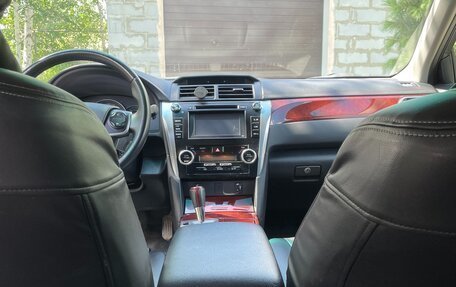 Toyota Camry, 2012 год, 1 700 000 рублей, 13 фотография