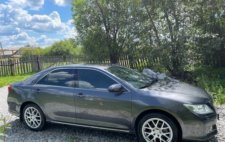 Toyota Camry, 2012 год, 1 700 000 рублей, 6 фотография