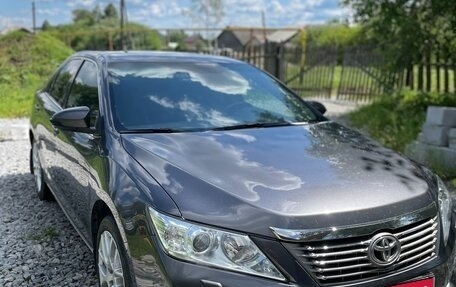 Toyota Camry, 2012 год, 1 700 000 рублей, 7 фотография