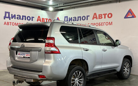 Toyota Land Cruiser Prado 150 рестайлинг 2, 2016 год, 3 600 000 рублей, 3 фотография