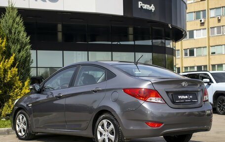 Hyundai Solaris II рестайлинг, 2013 год, 785 000 рублей, 11 фотография
