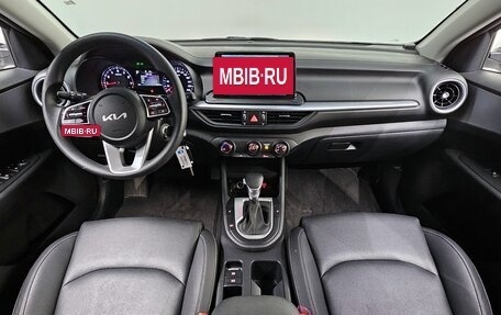 KIA K3, 2022 год, 1 570 000 рублей, 8 фотография