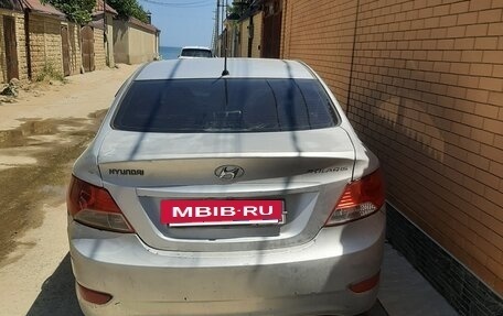 Hyundai Solaris II рестайлинг, 2013 год, 570 000 рублей, 2 фотография