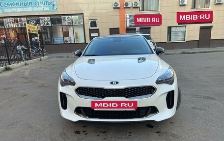 KIA Stinger I, 2019 год, 3 100 000 рублей, 39 фотография