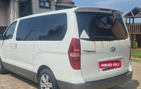 Hyundai Grand Starex Grand Starex I рестайлинг 2, 2011 год, 1 350 000 рублей, 9 фотография