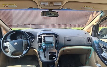 Hyundai Grand Starex Grand Starex I рестайлинг 2, 2011 год, 1 350 000 рублей, 20 фотография