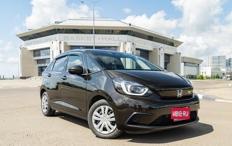 Honda Fit, 2020 год, 1 550 000 рублей, 3 фотография