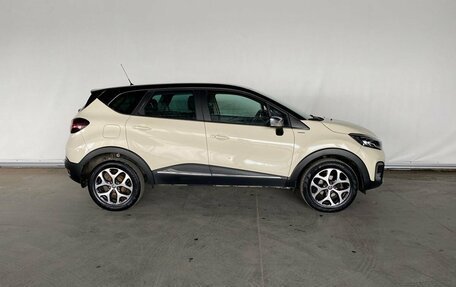 Renault Kaptur I рестайлинг, 2017 год, 1 379 000 рублей, 4 фотография