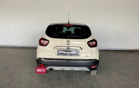 Renault Kaptur I рестайлинг, 2017 год, 1 379 000 рублей, 6 фотография