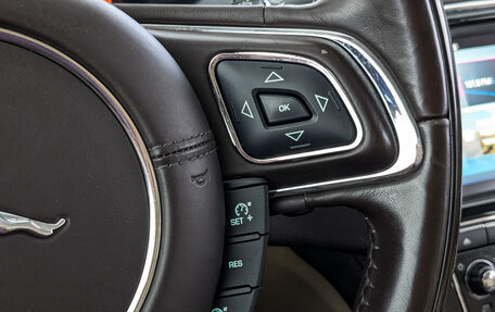 Jaguar XJ IV (X351), 2017 год, 3 300 000 рублей, 30 фотография
