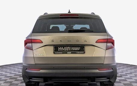 Skoda Karoq I, 2020 год, 1 825 000 рублей, 6 фотография