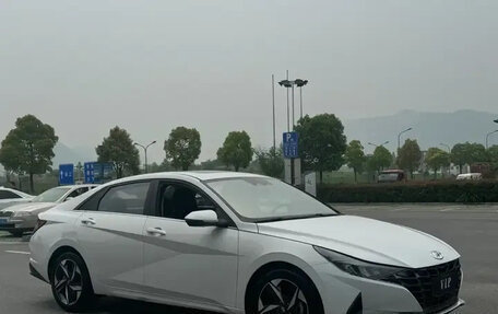 Hyundai Elantra, 2022 год, 1 302 000 рублей, 3 фотография