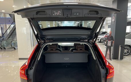 Volvo XC60 II, 2019 год, 3 990 000 рублей, 6 фотография