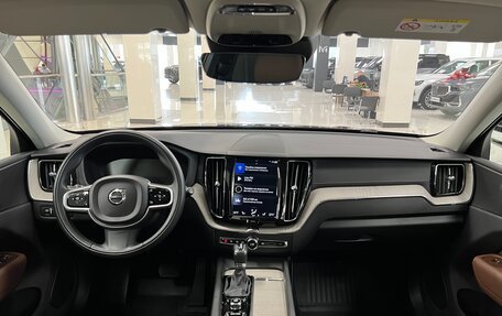 Volvo XC60 II, 2019 год, 3 990 000 рублей, 19 фотография