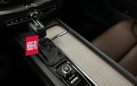 Volvo XC60 II, 2019 год, 3 990 000 рублей, 21 фотография