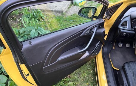 Opel Astra J, 2011 год, 800 000 рублей, 8 фотография