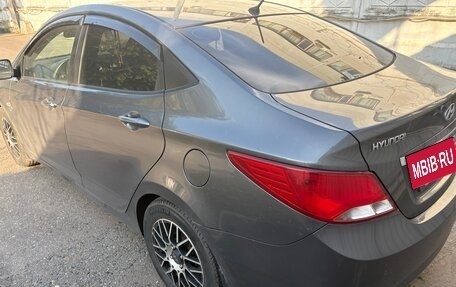 Hyundai Solaris II рестайлинг, 2015 год, 1 070 000 рублей, 4 фотография