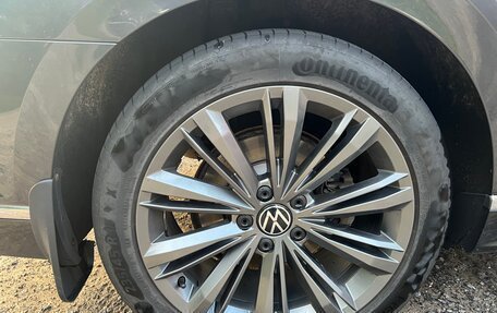 Volkswagen Passat B8 рестайлинг, 2021 год, 3 099 000 рублей, 14 фотография