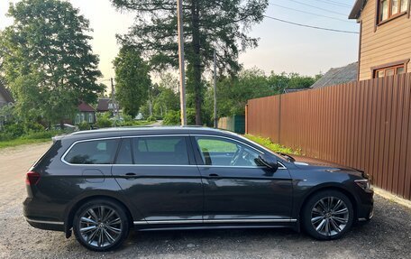 Volkswagen Passat B8 рестайлинг, 2021 год, 3 099 000 рублей, 20 фотография