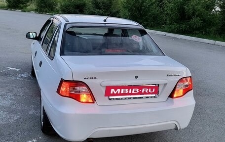Daewoo Nexia I рестайлинг, 2012 год, 390 000 рублей, 14 фотография