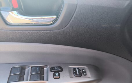 Toyota Prius, 2009 год, 800 000 рублей, 12 фотография