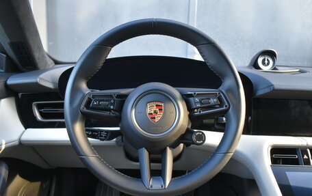 Porsche Taycan I, 2020 год, 10 500 000 рублей, 15 фотография