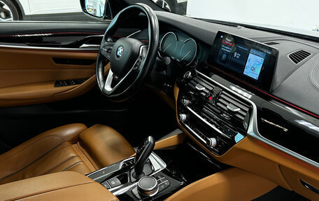 BMW 5 серия, 2017 год, 3 800 000 рублей, 19 фотография