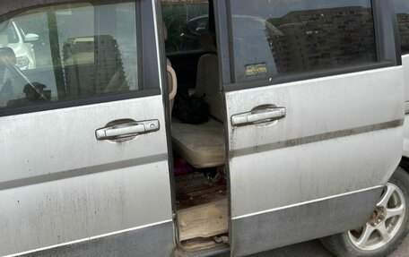 Nissan Serena II, 2003 год, 215 000 рублей, 9 фотография