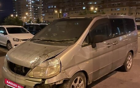 Nissan Serena II, 2003 год, 215 000 рублей, 16 фотография
