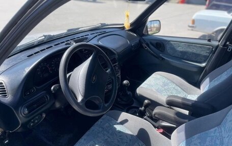Chevrolet Niva I рестайлинг, 2004 год, 380 000 рублей, 9 фотография