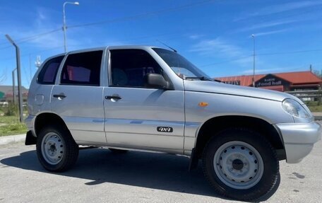 Chevrolet Niva I рестайлинг, 2004 год, 380 000 рублей, 6 фотография