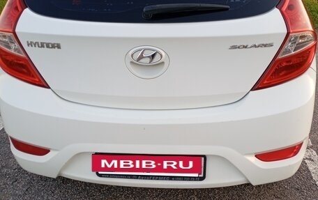 Hyundai Solaris II рестайлинг, 2013 год, 650 000 рублей, 4 фотография