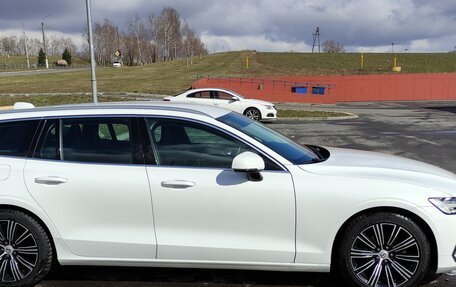 Volvo V60 II, 2018 год, 2 500 000 рублей, 5 фотография
