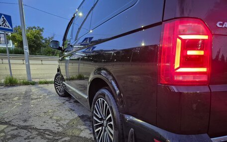 Volkswagen Caravelle T6 рестайлинг, 2017 год, 3 200 000 рублей, 9 фотография