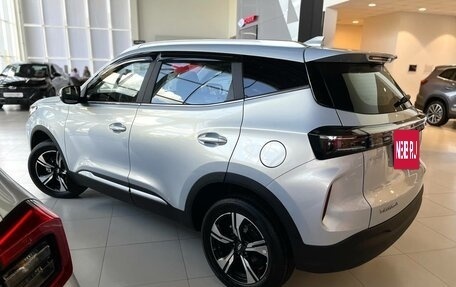 Chery Tiggo 4 I рестайлинг, 2025 год, 2 420 000 рублей, 4 фотография